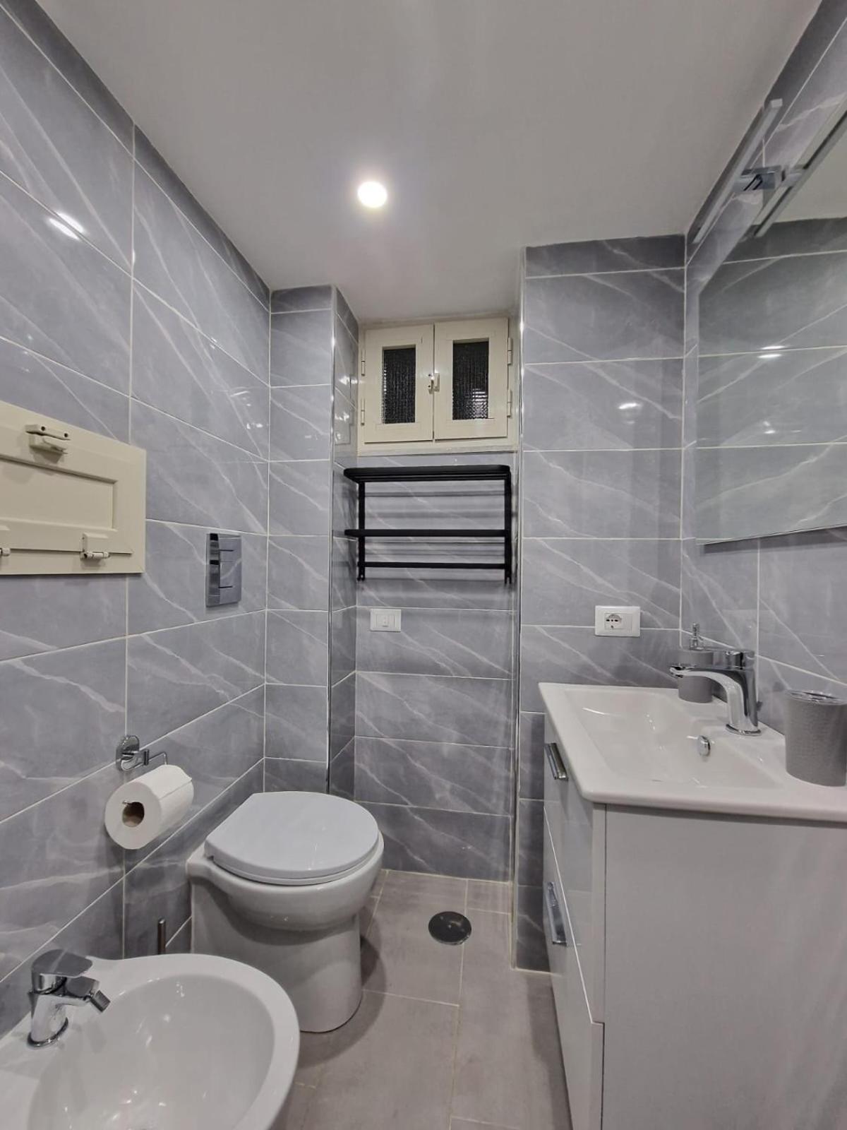 לינה וארוחת בוקר נאפולי House Angiolina מראה חיצוני תמונה